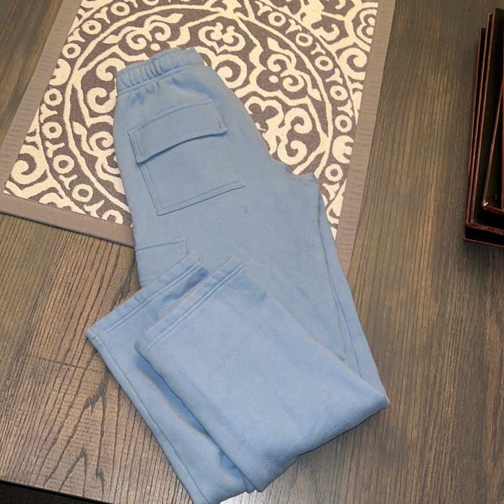 Aritzia TNA Cozy Fleece Mega Cargo Sweatpant